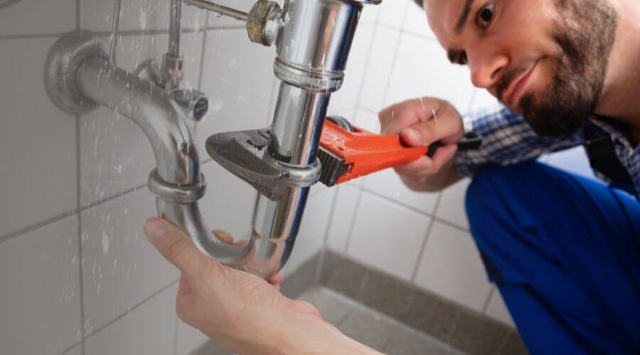 Expert burst pipe repair services in Heislerville, NJ